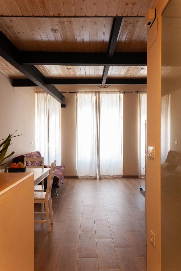 Marittimo Apartments Valenza Esterno foto
